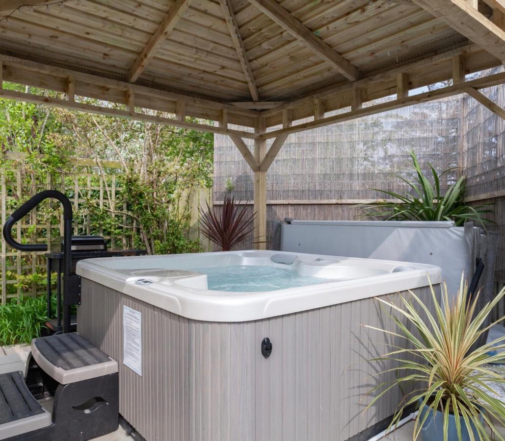 The Studio Castlerock With Hot Tub Экстерьер фото